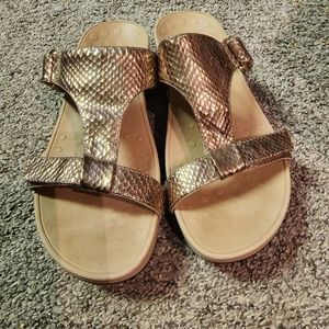 Vionic ellie metallic snake sandals